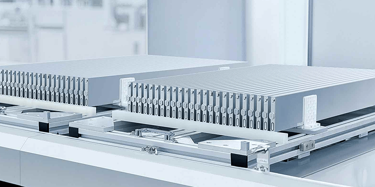 BYD YUAN UP Высокая безопасность и длительный срок службы аккумлятора Blade Battery
